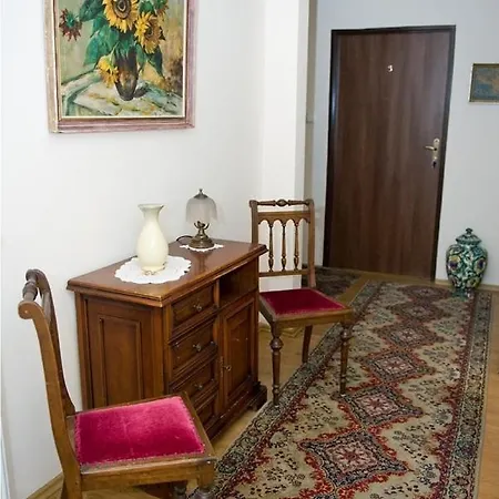 Aida Willa Stare Budy (Grodzisk Mazowiecki)