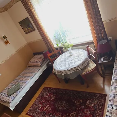 Aida Villa